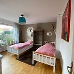 Grosszuegige Monteurwohnung アパート *