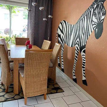 Grosszuegige Monteurwohnung Appartamento